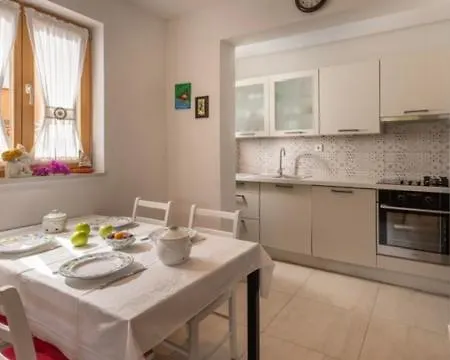 Amelia Apartment *